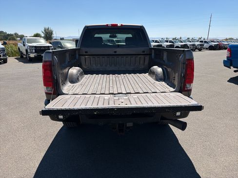 Used 2011 GMC Sierra 2500 SLT w/ SLT Convenience Package AWD/4WD image 17