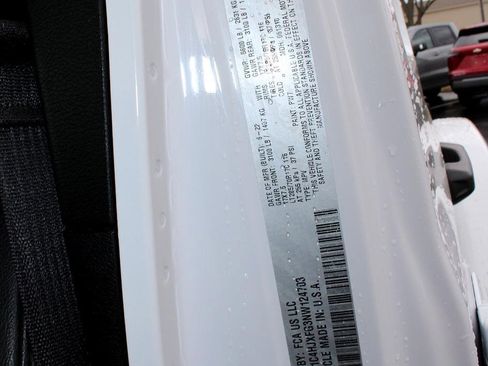 Used 2022 Jeep Wrangler Unlimited Rubicon w/ LED Lighting Group image 52