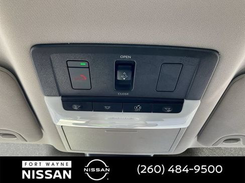 Used 2024 Nissan Altima 2.5 SV w/ SV Premium Package FWD image 17