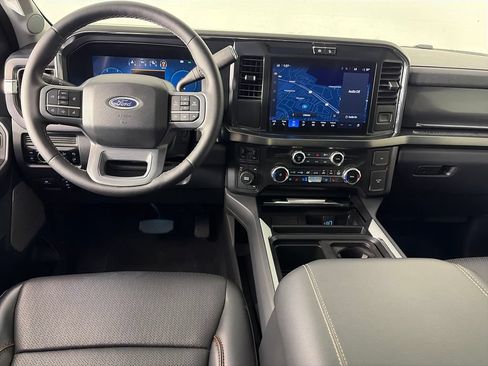 Used 2025 Ford F350 Lariat AWD/4WD image 14