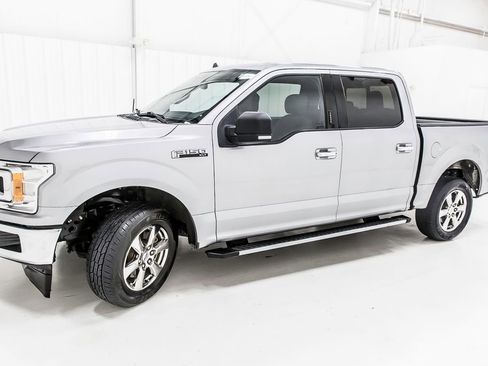 Used 2020 Ford F150 XLT w/ Equipment Group 302A Luxury RWD image 3