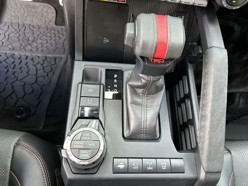 Used 2025 Toyota Tacoma TRD Pro image 28