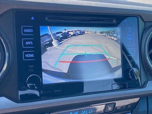 Used 2017 Toyota Tacoma TRD Sport w/ Premium & Technology Package RWD image 19