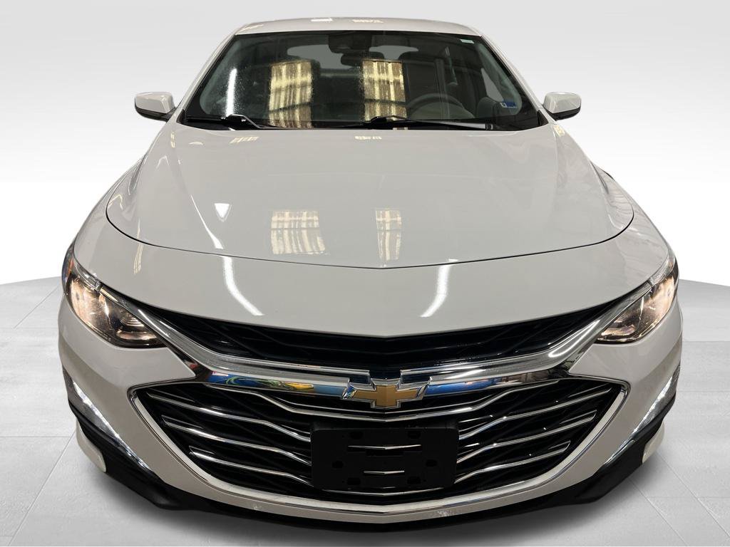 Used 2025 Chevrolet Malibu LT FWD image 9