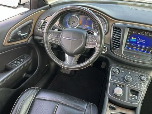 Used 2015 Chrysler 200 C w/ Navigation & Sound Group I image 24