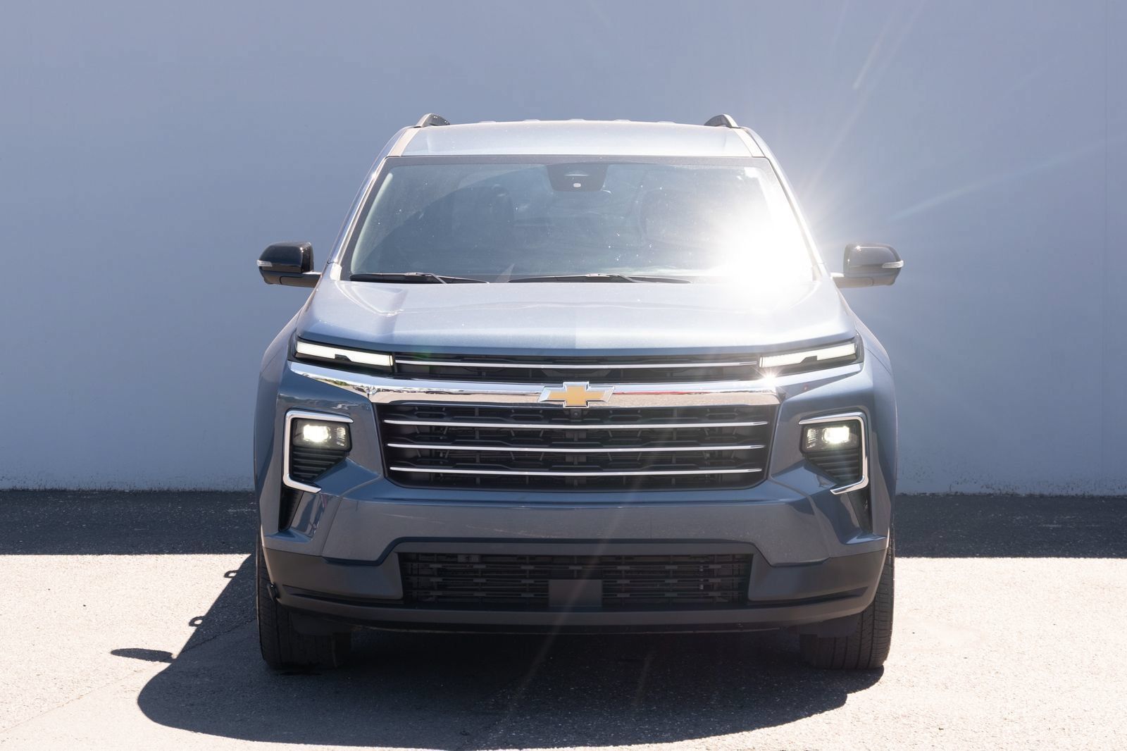 Used 2025 Chevrolet Traverse LT w/ Driver Confidence Package AWD/4WD image 19