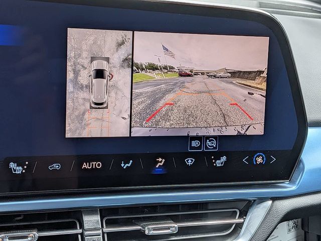 Used 2024 Chevrolet Equinox EV LT FWD image 24