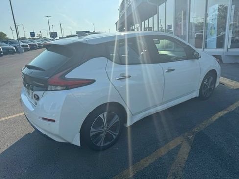 Used 2022 Nissan Leaf SV Plus FWD image 2