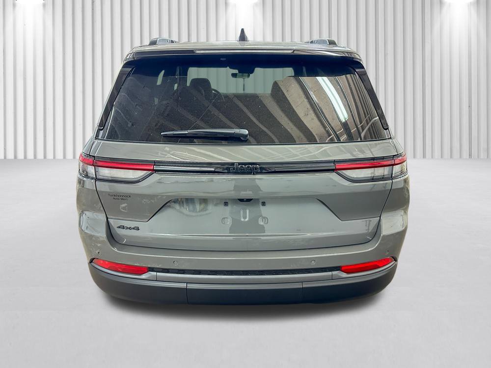 New 2027 Jeep Grand Cherokee Limited AWD/4WD image 6