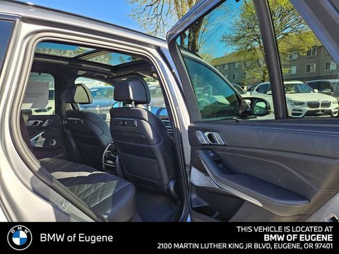 New 2026 BMW X5 M60i image 14