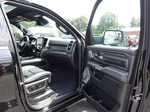 Used 2019 RAM 1500 Limited AWD/4WD image 39