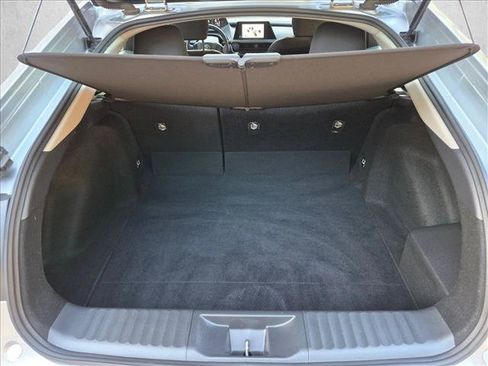 Certified 2025 Toyota Prius LE FWD image 7