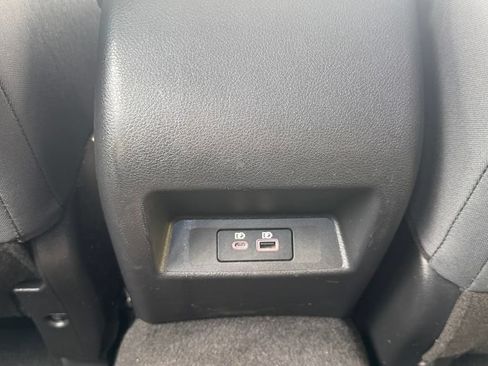 Used 2025 Nissan Altima 2.5 SV FWD image 29