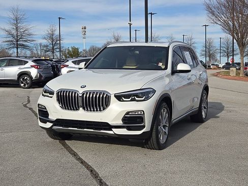 Used 2020 BMW X5 xDrive40i w/ Premium Package image 2