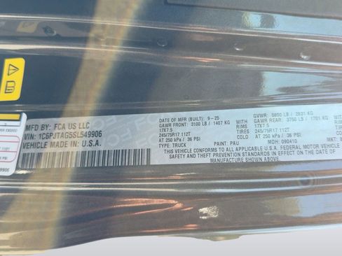 New 2025 Jeep Gladiator Sport image 20