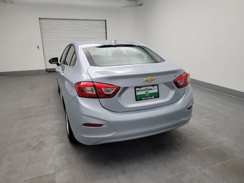 Used 2018 Chevrolet Cruze LT image 6