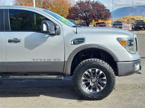 Used 2017 Nissan Titan PRO-4X w/ Pro-4x Convenience Package image 2