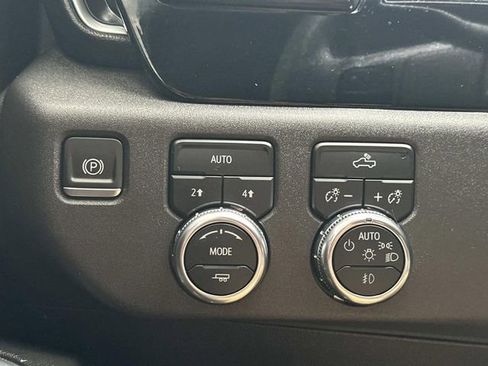 Used 2024 GMC Sierra 1500 Elevation AWD/4WD image 24