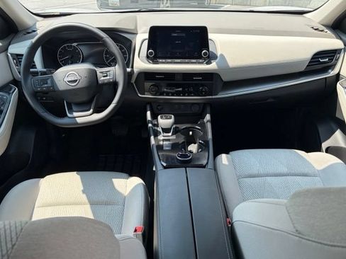 Certified 2025 Nissan Rogue SV AWD/4WD image 34