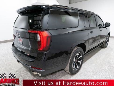 Used 2026 GMC Yukon XL AT4 image 5