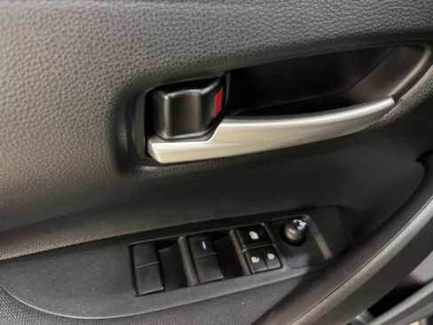 Used 2026 Toyota Corolla SE image 18