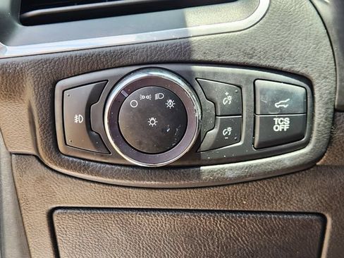 Used 2022 Ford Edge Titanium w/ Equipment Group 301A AWD/4WD image 21
