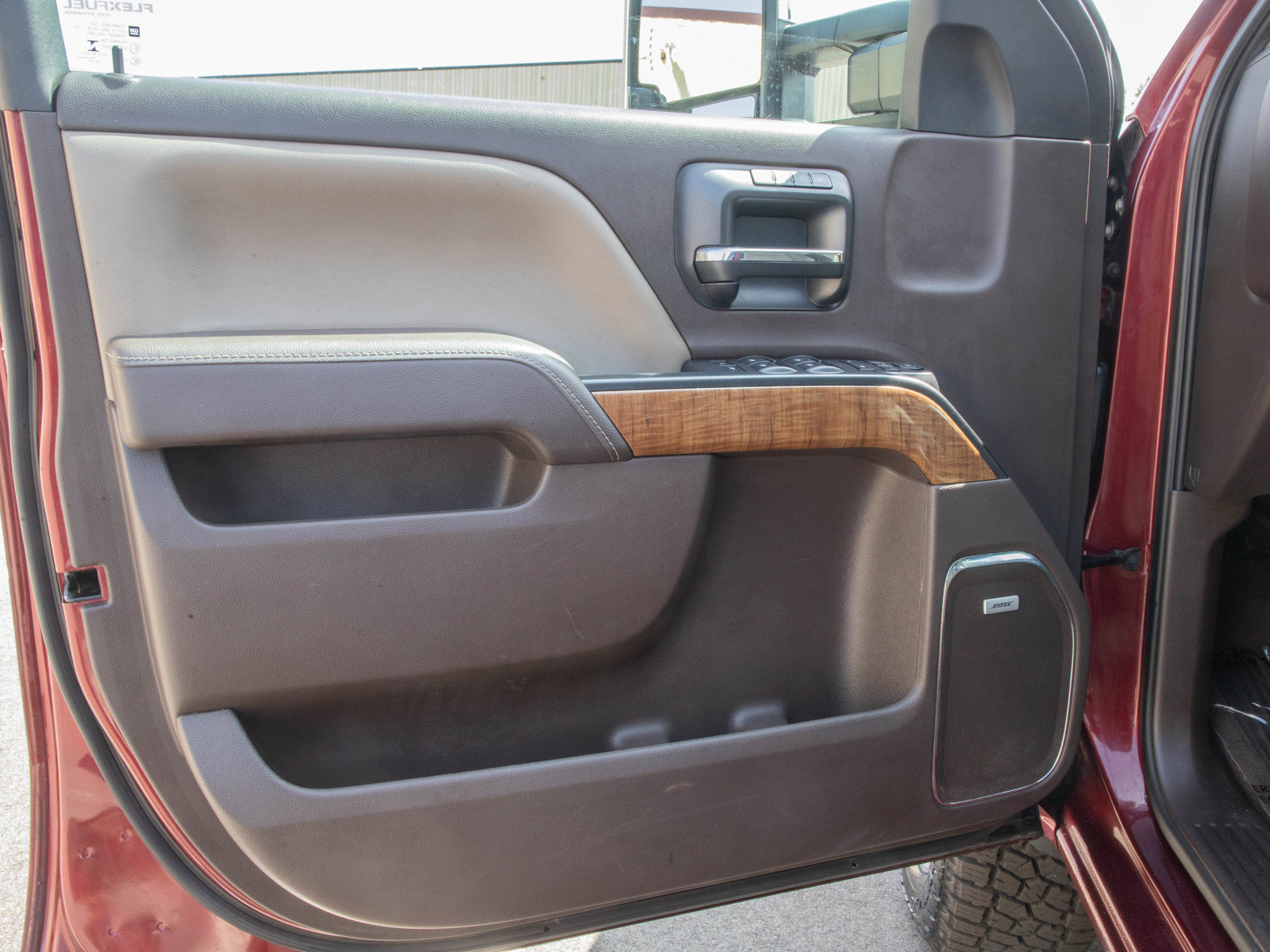 Used 2016 GMC Sierra 2500 SLT AWD/4WD image 17