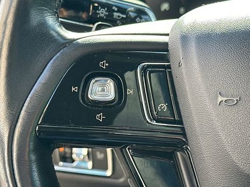 Used 2022 Lincoln Corsair Reserve w/ Elements Package image 31