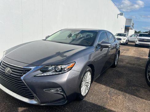 Used 2017 Lexus ES 350 w/ Premium Package FWD image 20