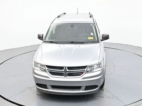 Used 2018 Dodge Journey SE image 22