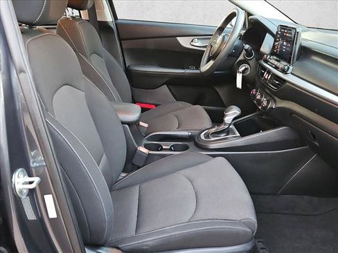 Used 2023 Kia Forte LXS FWD image 18
