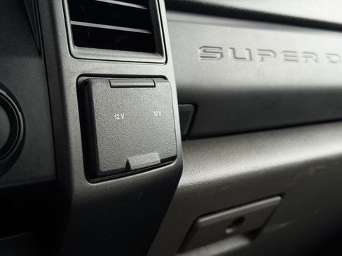 Used 2017 Ford F250 XL w/ STX Appearance Package image 31