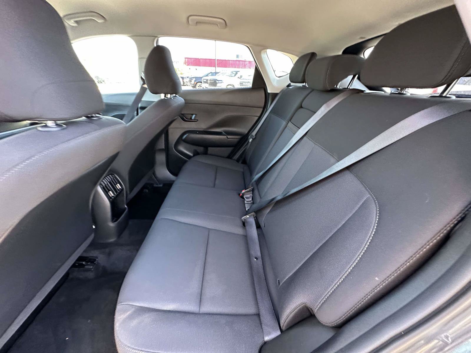 Used 2025 Hyundai Kona SEL FWD image 35