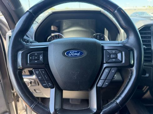 Used 2018 Ford Expedition Limited w/ Equipment Group 302A AWD/4WD image 10