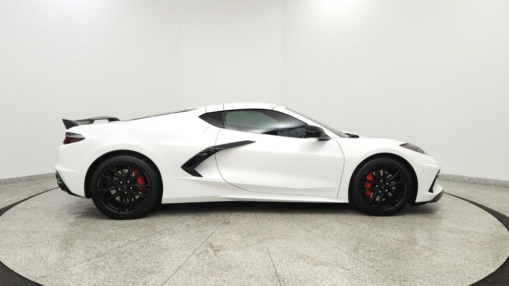 Used 2023 Chevrolet Corvette Stingray Premium Cpe w/ Z51 Performance Package RWD image 6
