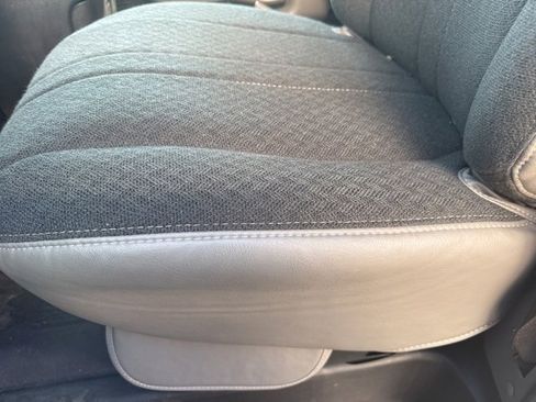 Used 2023 Chevrolet Express 2500 w/ Driver Convenience Package image 13