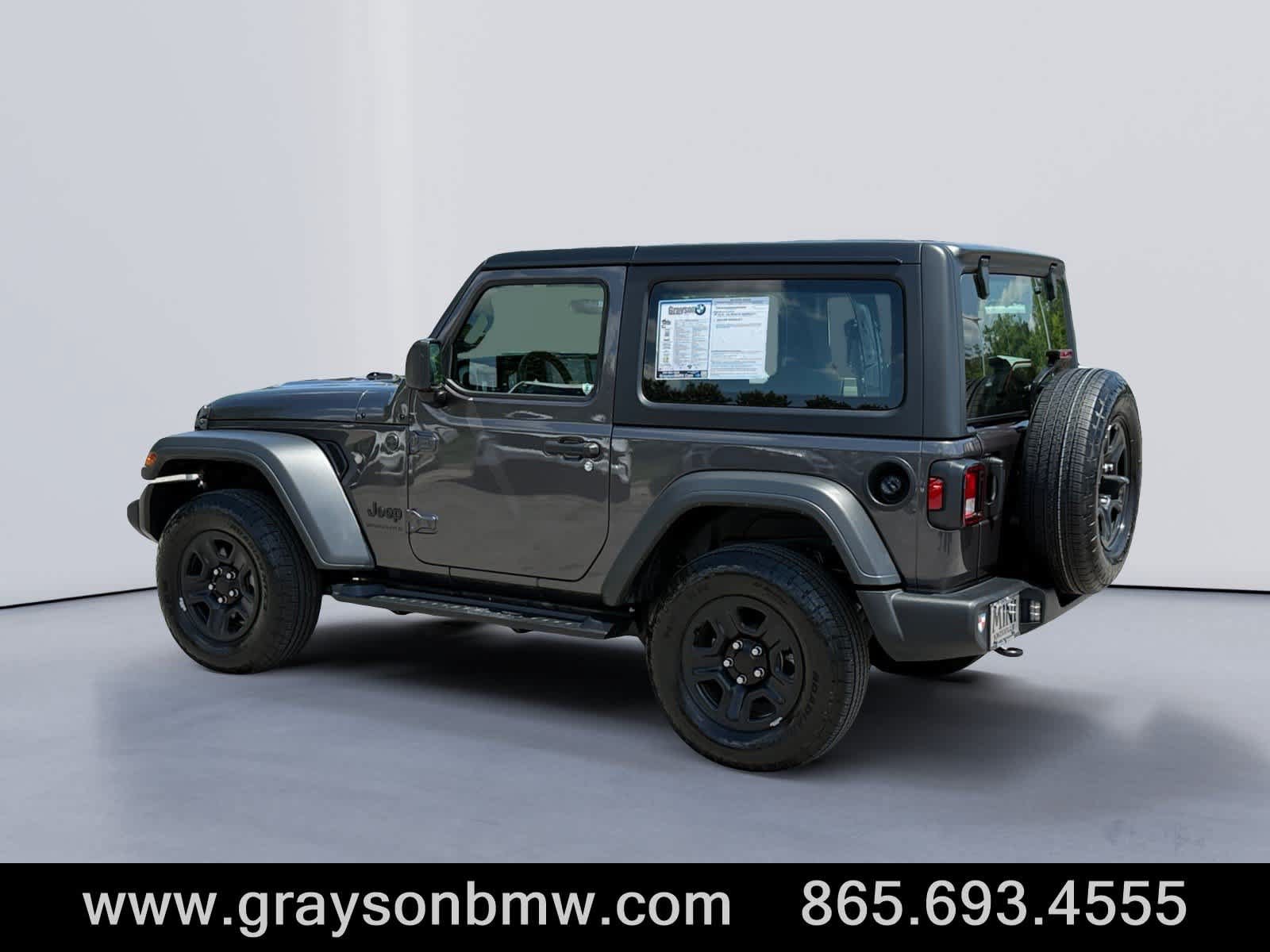 Used 2025 Jeep Wrangler Sport AWD/4WD image 5