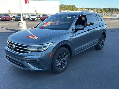 Used 2022 Volkswagen Tiguan SE