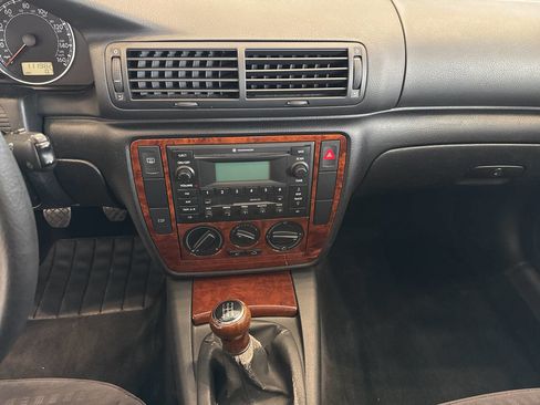 Used 2003 Volkswagen Passat GLS image 17