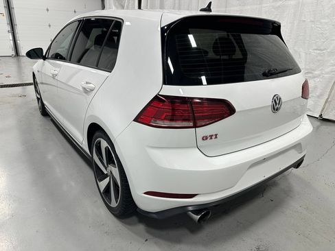 Used 2020 Volkswagen GTI SE FWD image 5