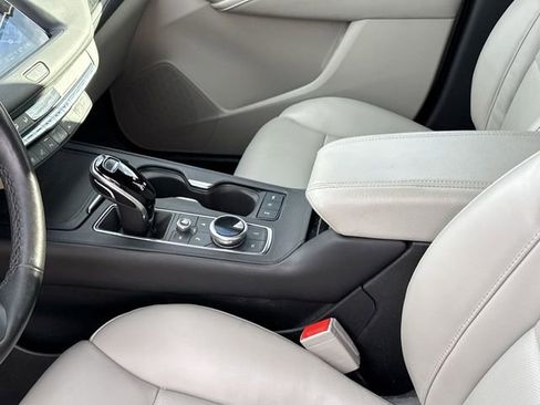 Used 2022 Cadillac XT4 Premium Luxury w/ Enhanced Visibility Package image 20