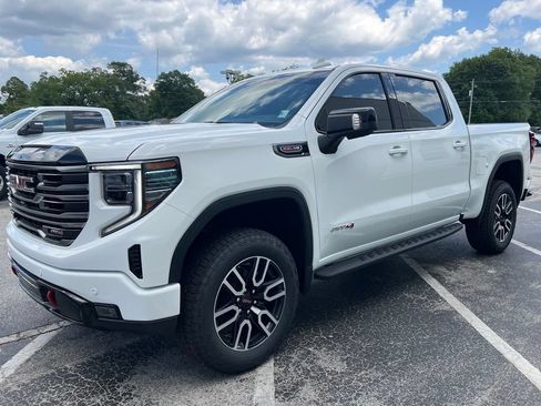 New 2026 GMC Sierra 1500 AT4 w/ AT4 Premium Package AWD/4WD image 24