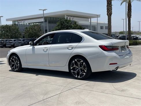 New 2025 BMW 330i Sedan w/ Premium Package image 8