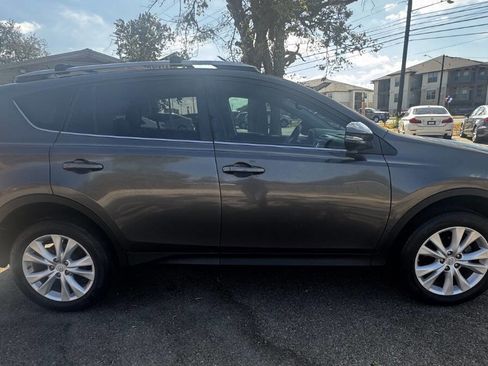 Used 2015 Toyota RAV4 Limited image 7