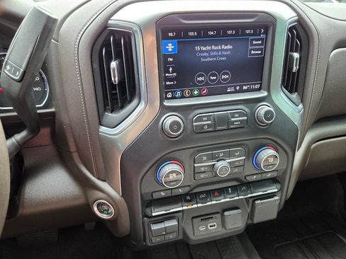 Used 2019 Chevrolet Silverado 1500 LT w/ All-Star Edition RWD image 21