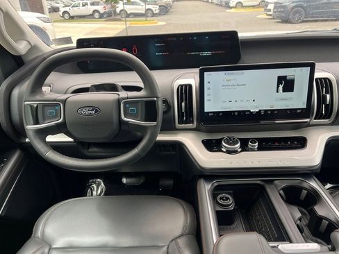 Certified 2025 Ford Expedition Max Active AWD/4WD image 17