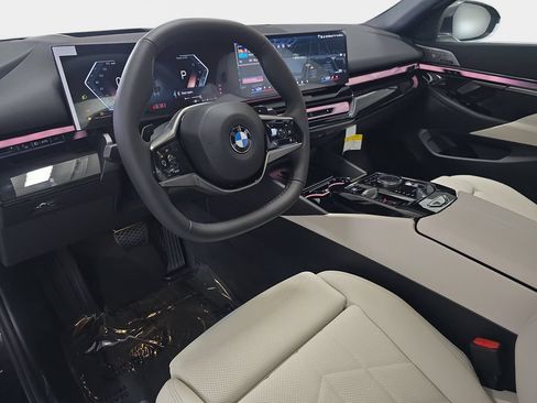 New 2027 BMW 530i RWD image 13