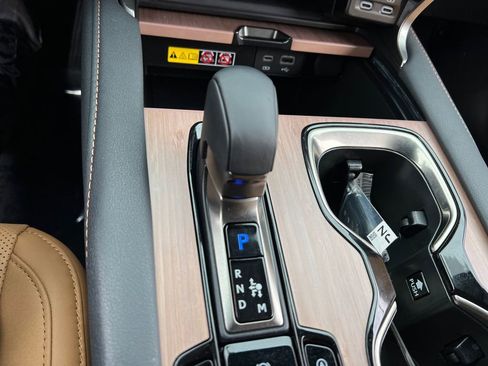 Certified 2025 Lexus RX 350 Premium w/ Convenience Package image 23