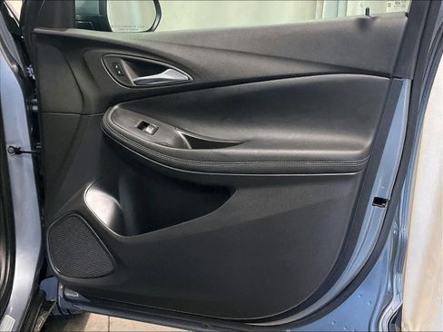 Used 2022 Buick Encore GX Select image 12