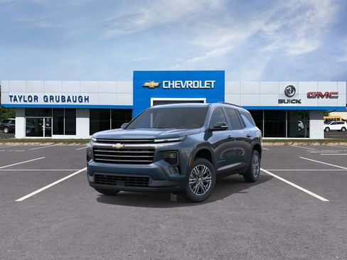 New 2026 Chevrolet Traverse LT image 8